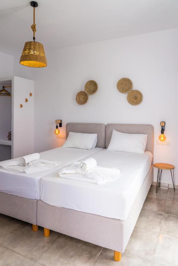 Eleftheria Studios Antiparos Exterior photo
