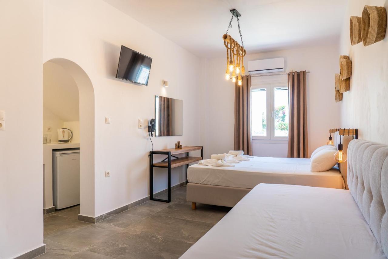 Eleftheria Studios Antiparos Exterior photo